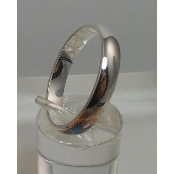 Vintage Other - Handcrafted Silver Wedding Band Ring from Thailand: Size 11.75, 4mm Vintage 4.1g